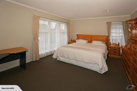 Photo of property in 20 Edwards Avenue, Henderson, Auckland, 0610