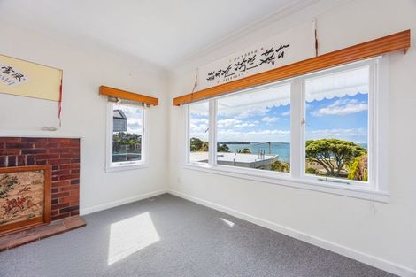 Photo of property in 2/48 Churchill Road, Murrays Bay, Auckland, 0630