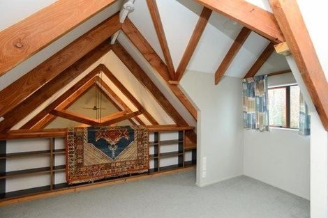 Photo of property in The Cottage, 2 Shanly Street, Waipawa, 4210