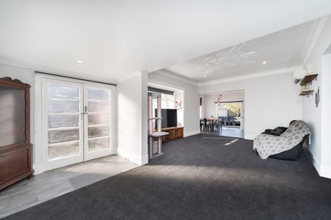 Photo of property in 38 Argyle Avenue, Takaro, Palmerston North, 4410
