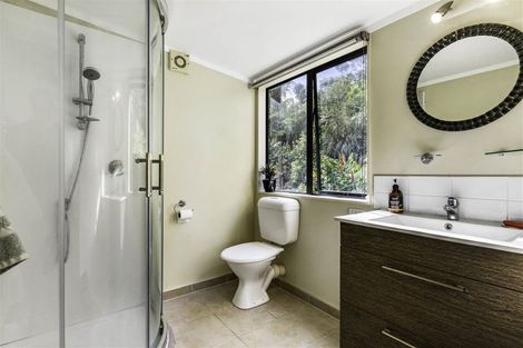 Photo of property in 2/66 Manuka Road, Glenfield, Auckland, 0629