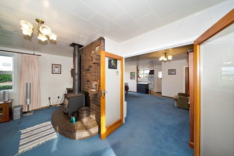 Photo of property in 12 Green Lane, Hawera, 4610
