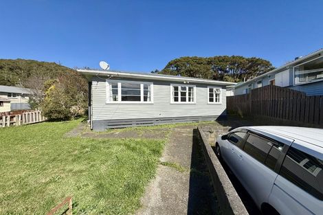 Photo of property in 17 Karaka Street, Wainuiomata, Lower Hutt, 5014