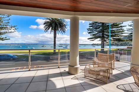 Photo of property in 28 The Mall, Mount Maunganui, 3116