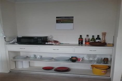 Photo of property in 4 Freyberg Street, Levin, 5510