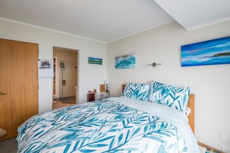 Photo of property in 79 Moana Road, Plimmerton, Porirua, 5026