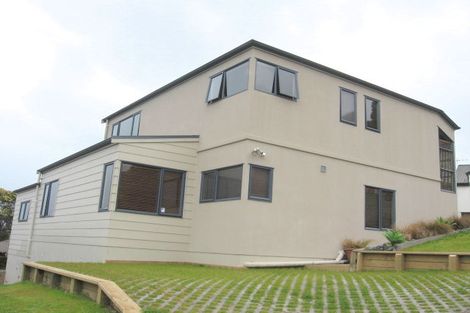 Photo of property in 1/45 Noeleen Street, Glenfield, Auckland, 0629