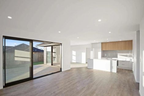 Photo of property in 9 Booker Drive, Tuakau, 2121