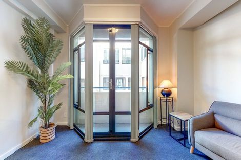 Photo of property in 17 Kent Terrace - Kent Apartments, 3d/16 Kent Terrace, Mount Victoria, Wellington, 6011