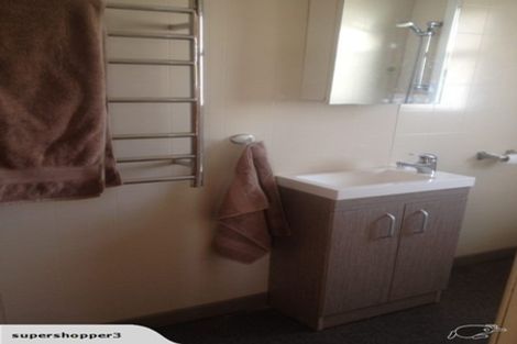 Photo of property in 16 Freyberg Street, Roslyn, Palmerston North, 4414