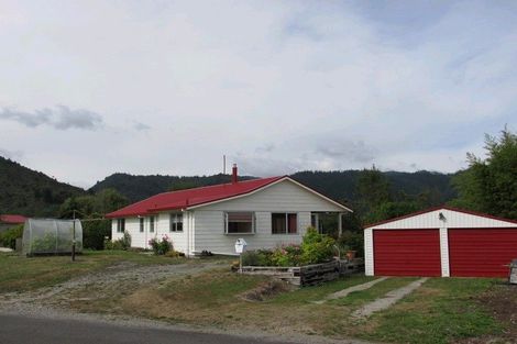 Photo of property in 31 Coal Street, Reefton, 7830