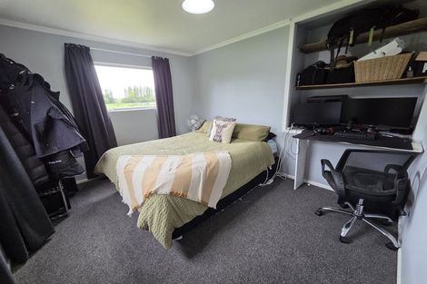 Photo of property in 11 Lowery Street, Milton, 9291