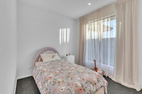 Photo of property in 40 Jean Batten Lane, Rolleston, 7615