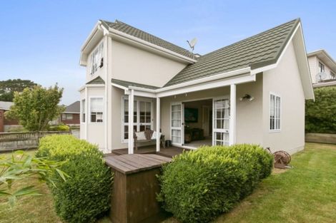Photo of property in 12 Ronald Woolf Place, Churton Park, Wellington, 6037