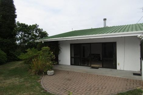 Photo of property in 10 Reeves Road, Acacia Bay, Taupo, 3330