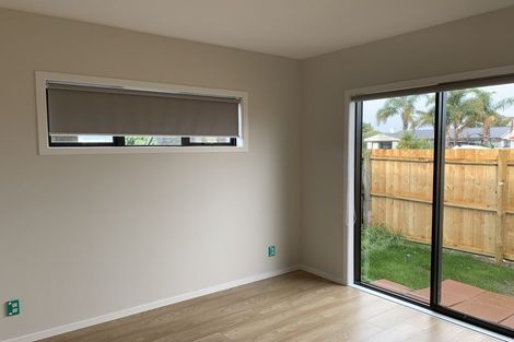Photo of property in 5 Tawa Road, Te Atatu Peninsula, Auckland, 0610