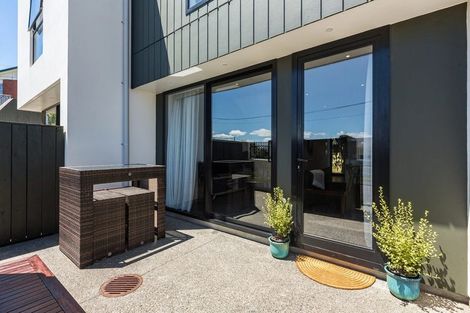 Photo of property in 6u2 Oswald Crescent, Paparangi, Wellington, 6037
