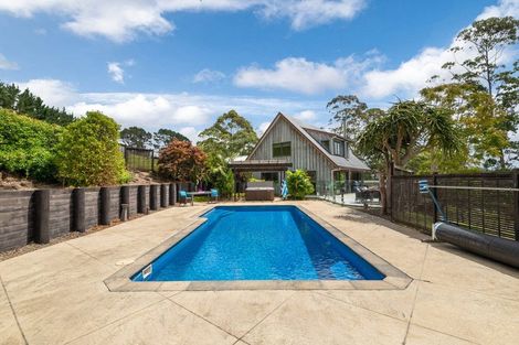 Photo of property in 585 Inland Road, Helensville, 0875