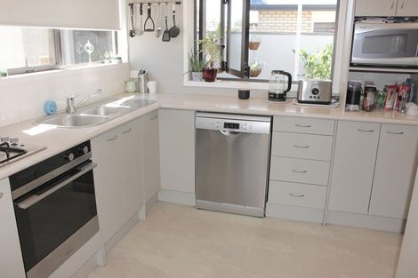 Photo of property in 15 Miro Street, Maeroa, Hamilton, 3200