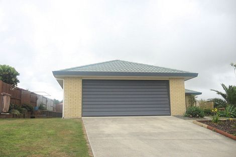 Photo of property in 32 Norm Freeman Drive, Te Puke, 3119