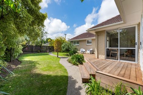 Photo of property in 24 Camelot Street, Ilam, Christchurch, 8041
