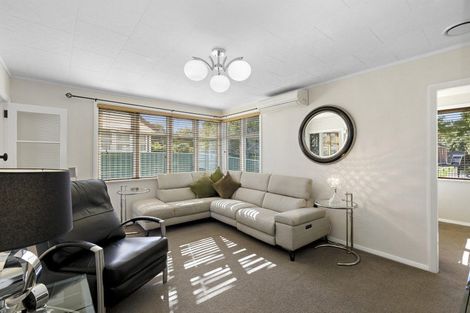 Photo of property in 49 Chapman Crescent, Naenae, Lower Hutt, 5011