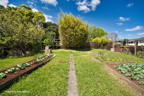 Photo of property in 10 Brunner Road, Glen Eden, Auckland, 0602
