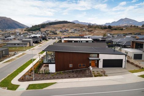 Photo of property in 48 Farrant Drive, Wanaka, 9305