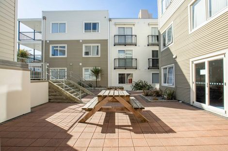 Photo of property in 103 Webb Street, Mount Cook, Wellington, 6011