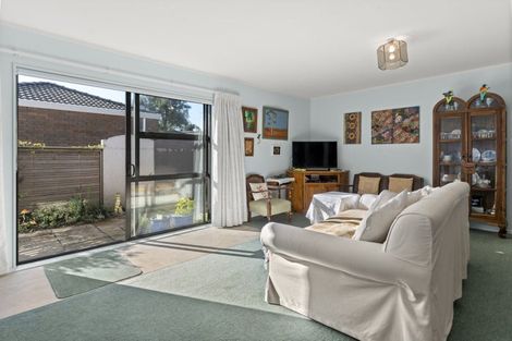 Photo of property in 2/10 Terrace Avenue, Mount Maunganui, 3116