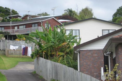 Photo of property in 5 Romulus Place, Totara Vale, Auckland, 0629