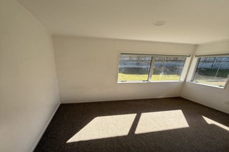 Photo of property in 158 Aviemore Drive, Highland Park, Auckland, 2010