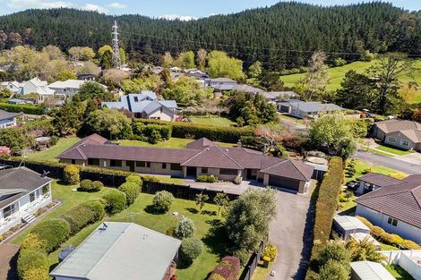 Photo of property in 52 School Road, Riverhead, 0820