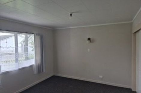 Photo of property in 12 Attlee Place, Gisborne, 4010