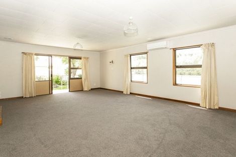 Photo of property in 37 Buckleys Terrace, Tinwald, Ashburton, 7700