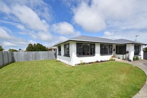 Photo of property in 9 Manapouri Street, Strathern, Invercargill, 9812
