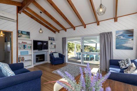 Photo of property in 239 Rosetta Road, Raumati Beach, Paraparaumu, 5032