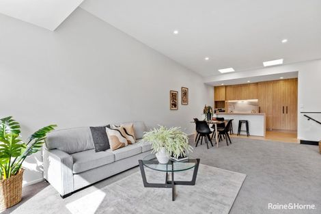 Photo of property in 7/12 Westmorland Rise, Bethlehem, Tauranga, 3110