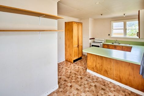 Photo of property in 24 Pearce Crescent, Taita, Lower Hutt, 5011