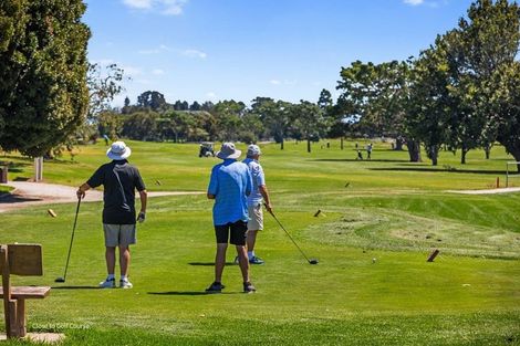 Photo of property in 4b Claridge Place, Mount Maunganui, 3116