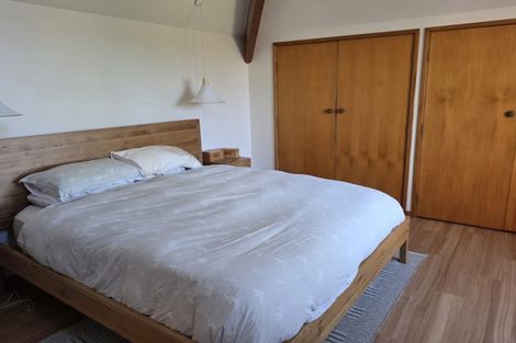 Photo of property in 11 Cannon Street, Westown, New Plymouth, 4310