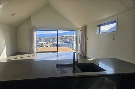 Photo of property in 141 Spur Ridge Rise, Jacks Point, 9371