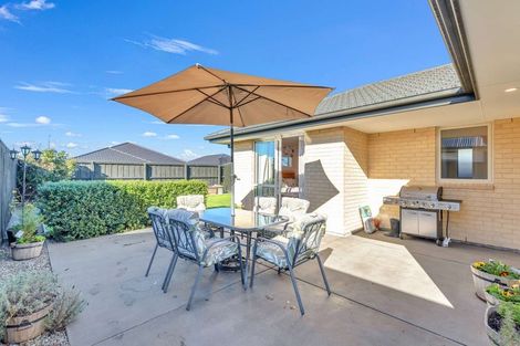 Photo of property in 6 Crossley Avenue, Woodend, 7610