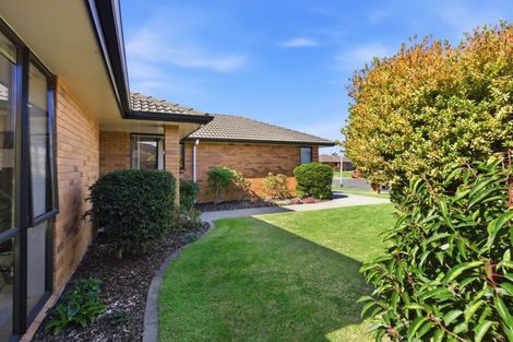 Photo of property in 38 Atlantic Close, Papamoa Beach, Papamoa, 3118