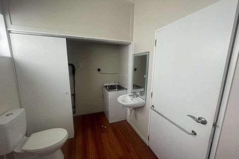 Photo of property in 84 Salford Street, Newlands, Wellington, 6037