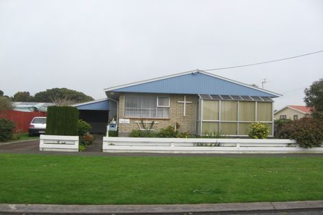 Photo of property in 59 Parris Street, Waitara, 4320
