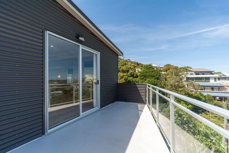 Photo of property in 7a Shortland Street, Khandallah, Wellington, 6035