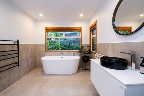 Photo of property in 12 Churchill Drive, Taradale, Napier, 4112