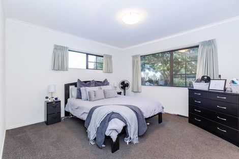 Photo of property in 11 Greenough Place, Rototuna, Hamilton, 3210