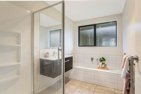 Photo of property in 64 Tradewinds Drive, Whitby, Porirua, 5024